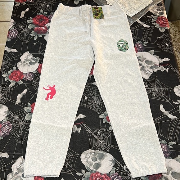 NWT BAPE x UNION LOS ANGELES 30TH ANNIVERSARY GREY SWEATPANTS MENS L OR XL RARE